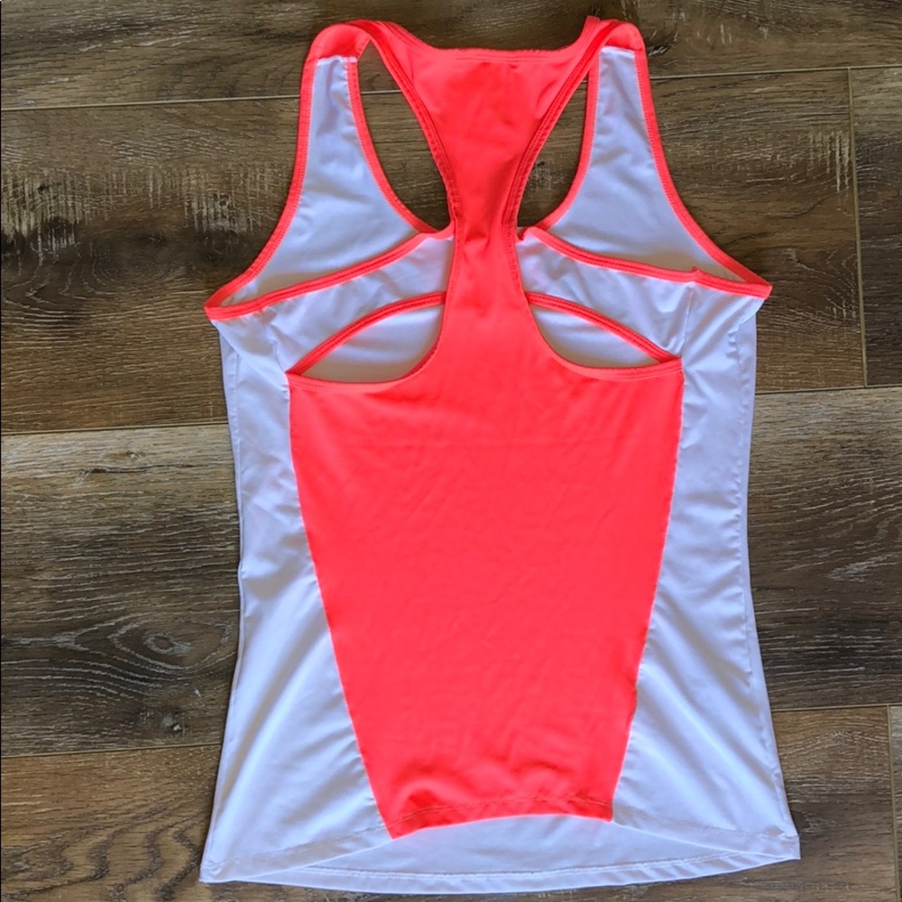 Workout tank - Picture 3 of 3